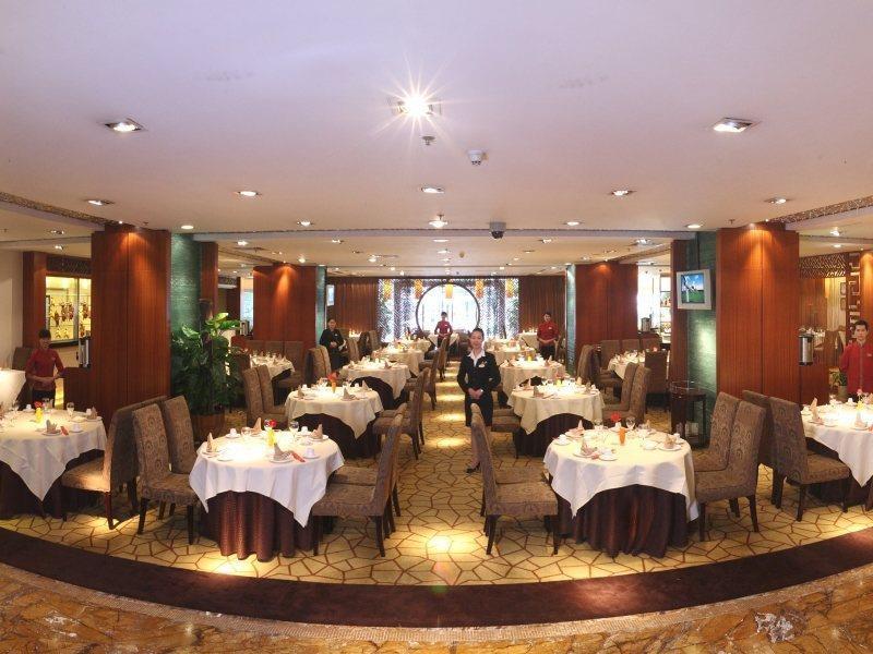 Ramada Plaza Guangzhou Hotell Exteriör bild
