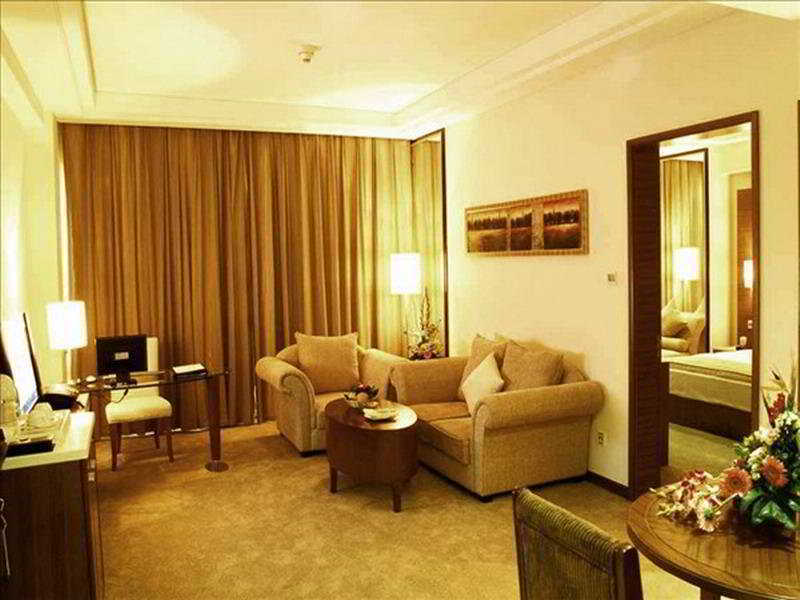 Ramada Plaza Guangzhou Hotell Exteriör bild